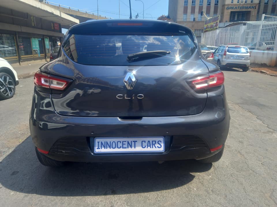 2018 RENAULT CLIO 4 900T PETROL  DYNAMIC SPORTS MANUAL TRANSMISSION, GREY COLOR, 8000KM
