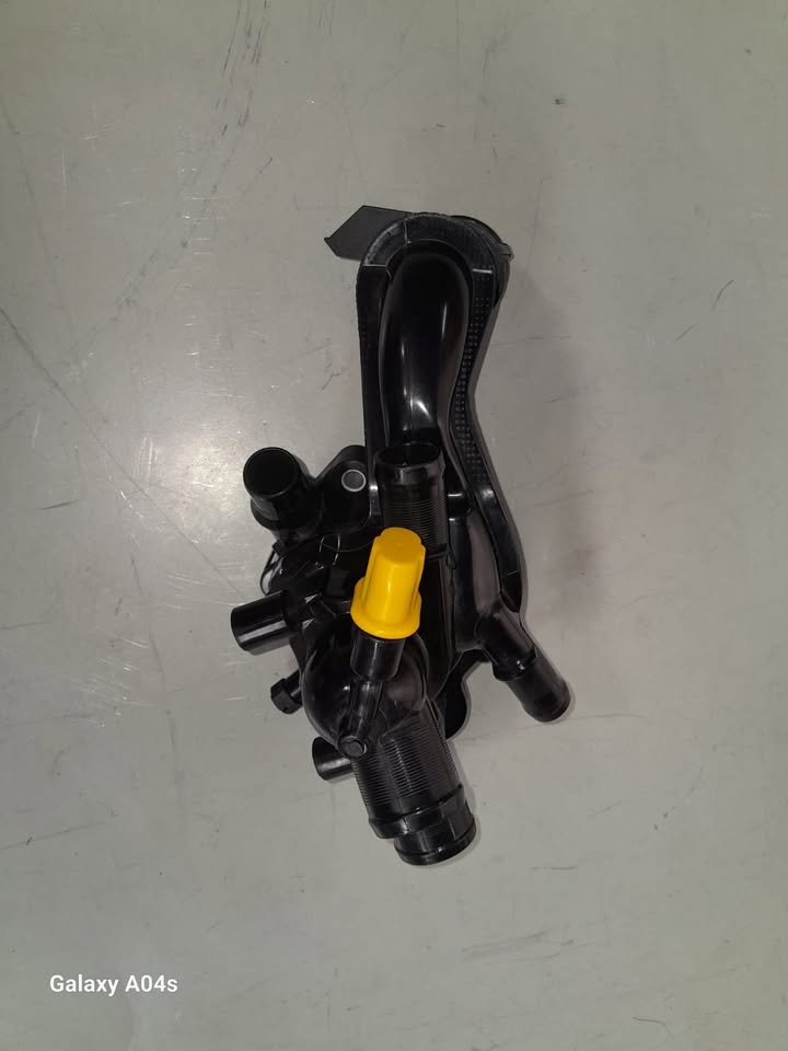 PEUGEOT 308 2.0L 4 PIN THERMOSTAT HOUSING FOR SALE - Private Seller PEUGEOT 308 2.0L 4 PIN THERMOSTAT HOUSING FOR SALE - Private Seller