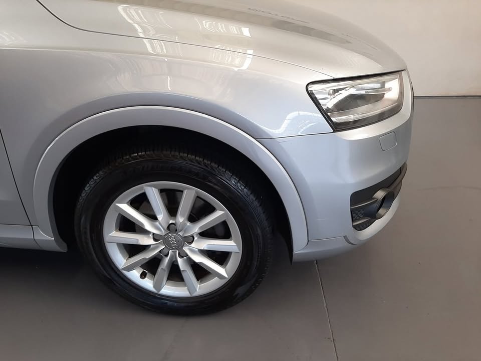 2015 AUDI Q3 2.0 TDi (103KW)
