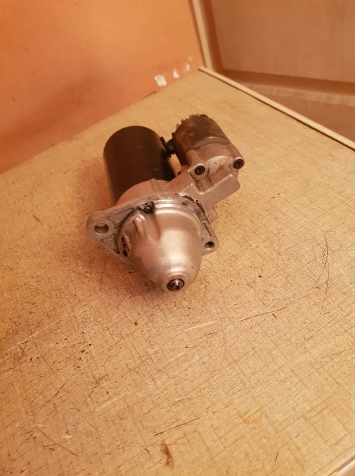 ORIGINAL BOSCH BMW N40.N42 OR N46 STARTER MOTOR FORSALE - Private Seller