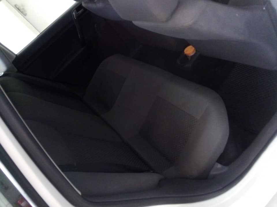 2014 VW POLO VIVO 1.4 MANUAL WHITE COLOR