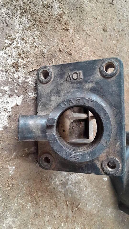 Yamaha dt175 inlet manifold rubber