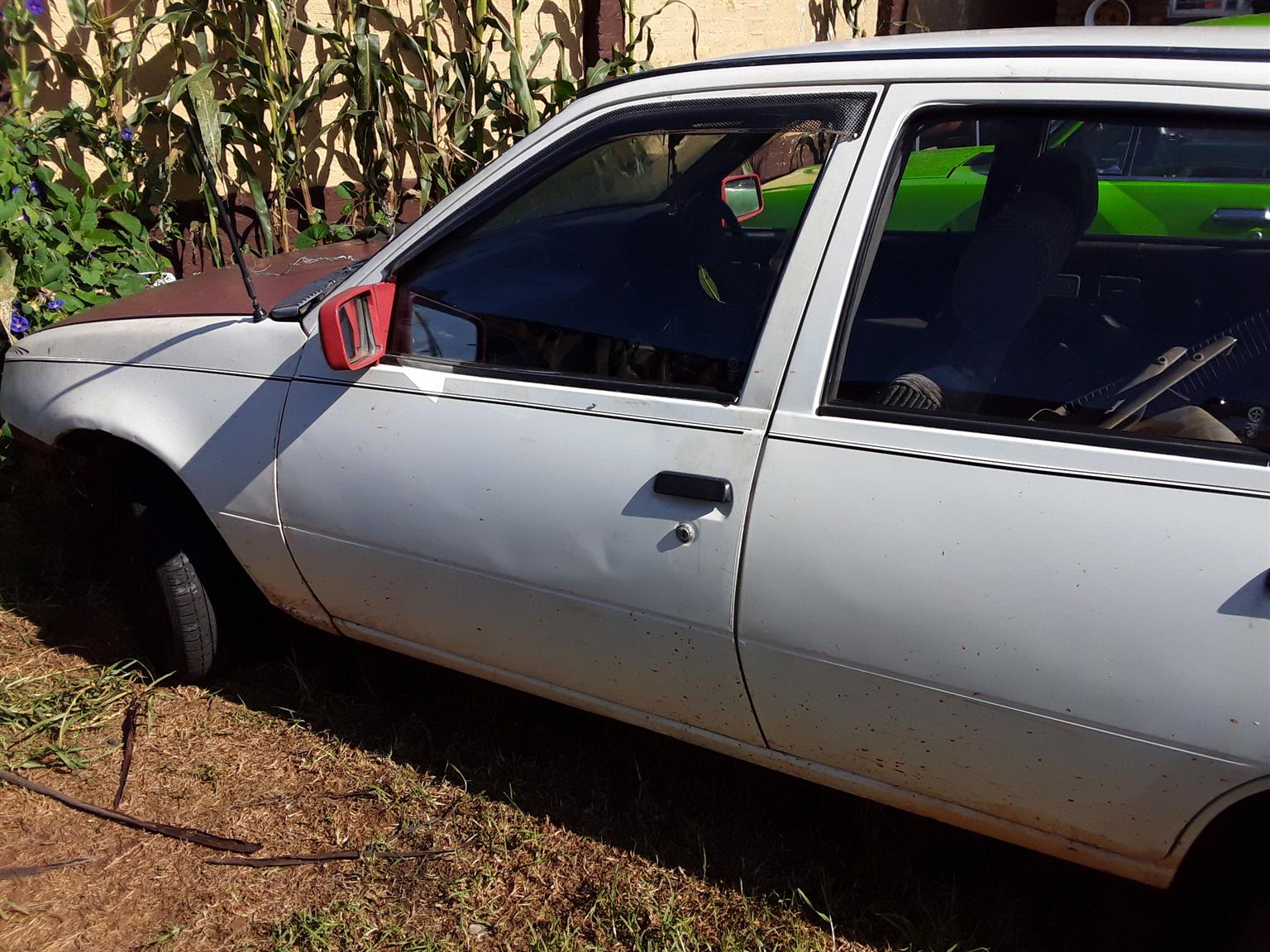 OPEL MONZA 1.8 STRIPPING FOR SPARES - Private Seller