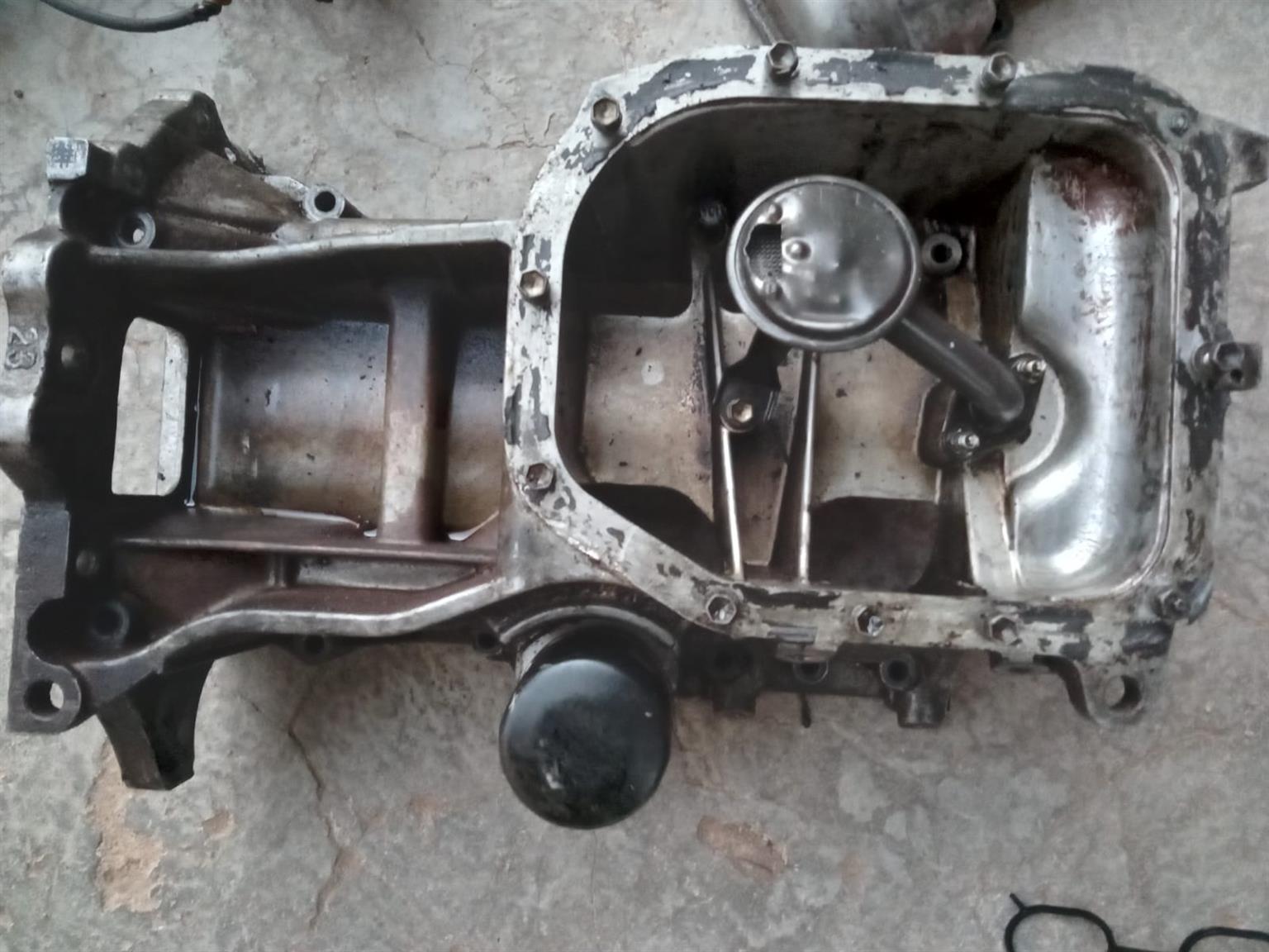 Toyota Yaris 2NZ-FE Oil Pan - Private Seller Toyota Yaris 2NZ-FE Oil Pan - Private Seller