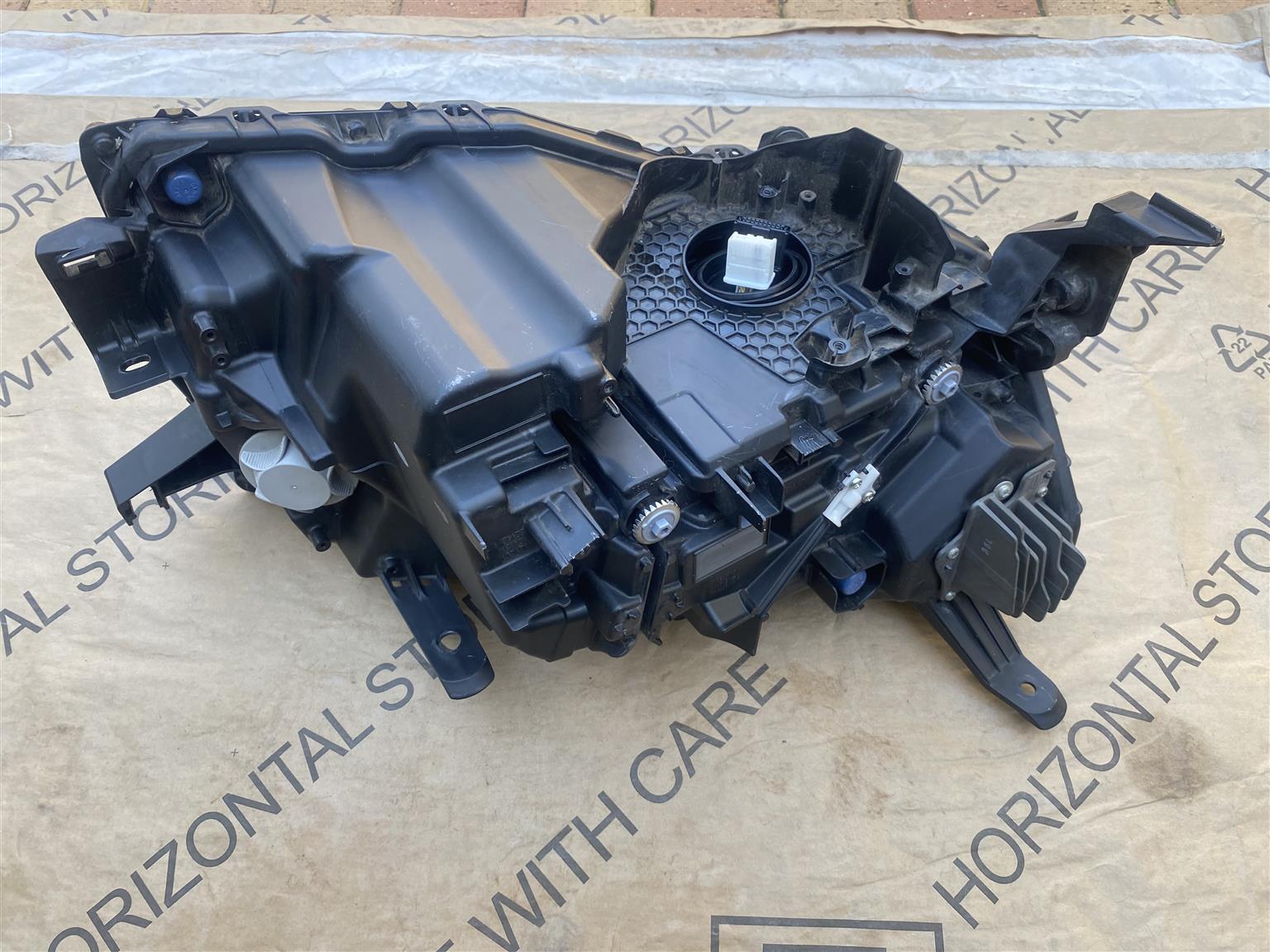 2023 TOYOTA LAND CRUISER 300 FULL LED HEADLIGHT LEFT SIDE FOR SALE