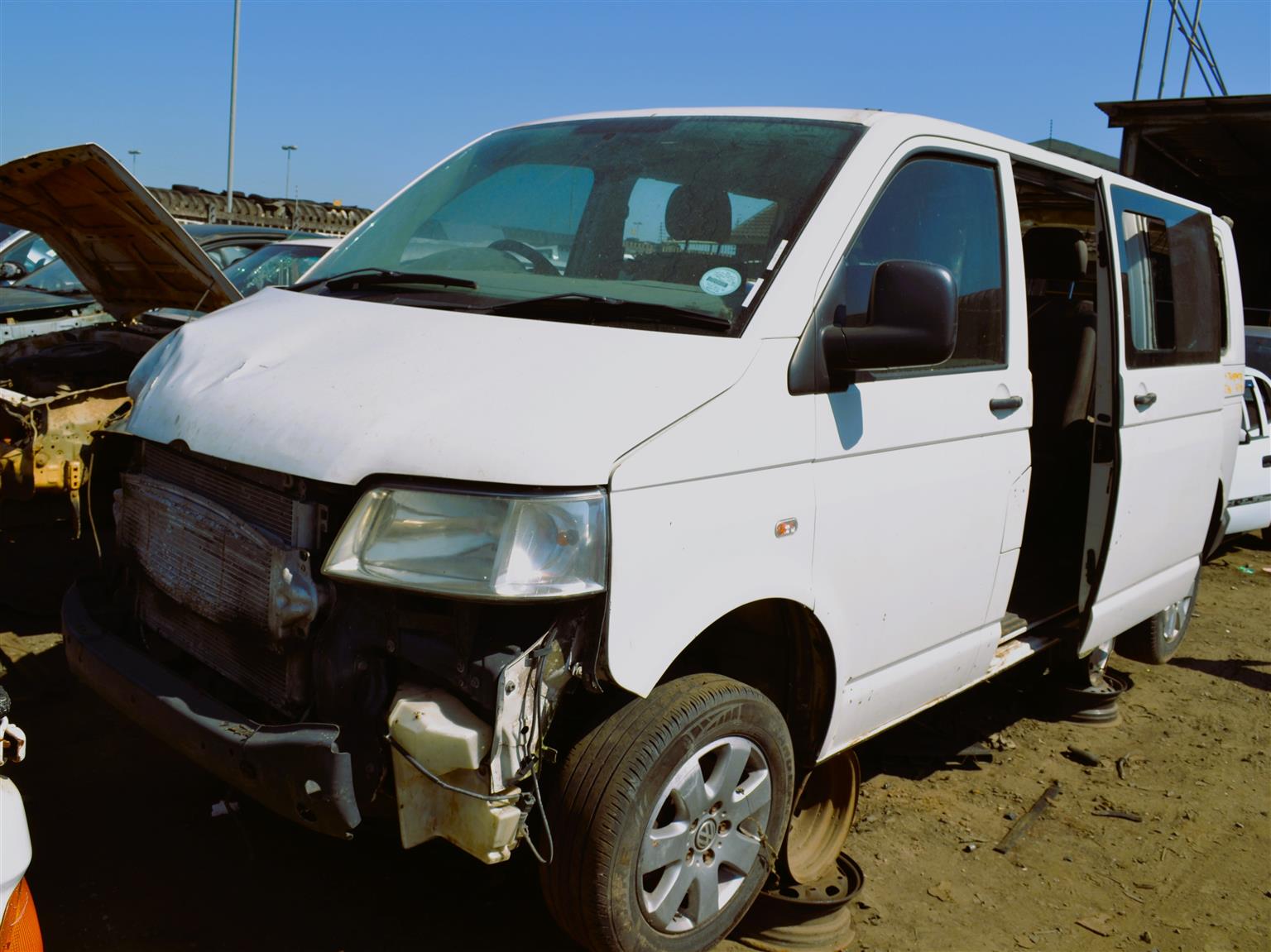 2012 VW Transporter 2.5TDI – Stripping for Spares