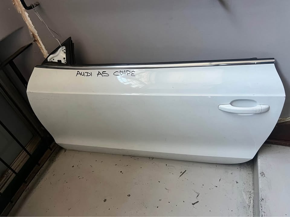 Audi A5 Door left side latest - Private Seller Audi A5 Door left side latest - Private Seller