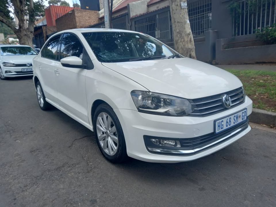 2018 VW POLO 6 SEDAN COMFORTLINE 1.6 Petrol, Manual, White Color, Mileage 72000kms