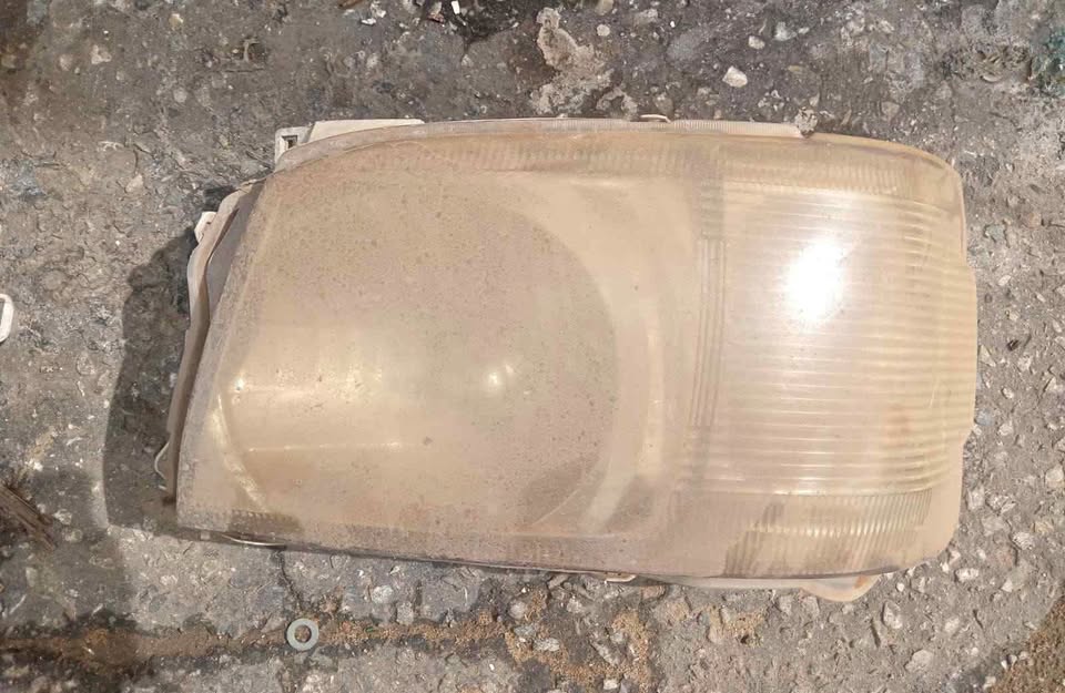 Toyota quantum left hand side headlight Toyota quantum left hand side headlight