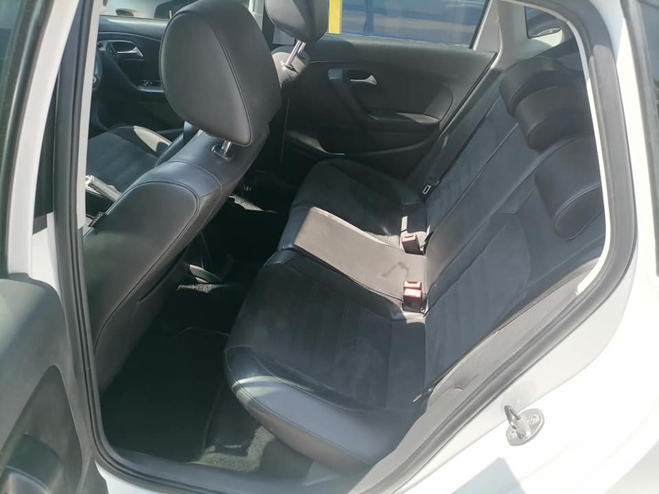 2011 Volkswagen polo 6 1.4 Hatchback with a leather seat and sunroof
