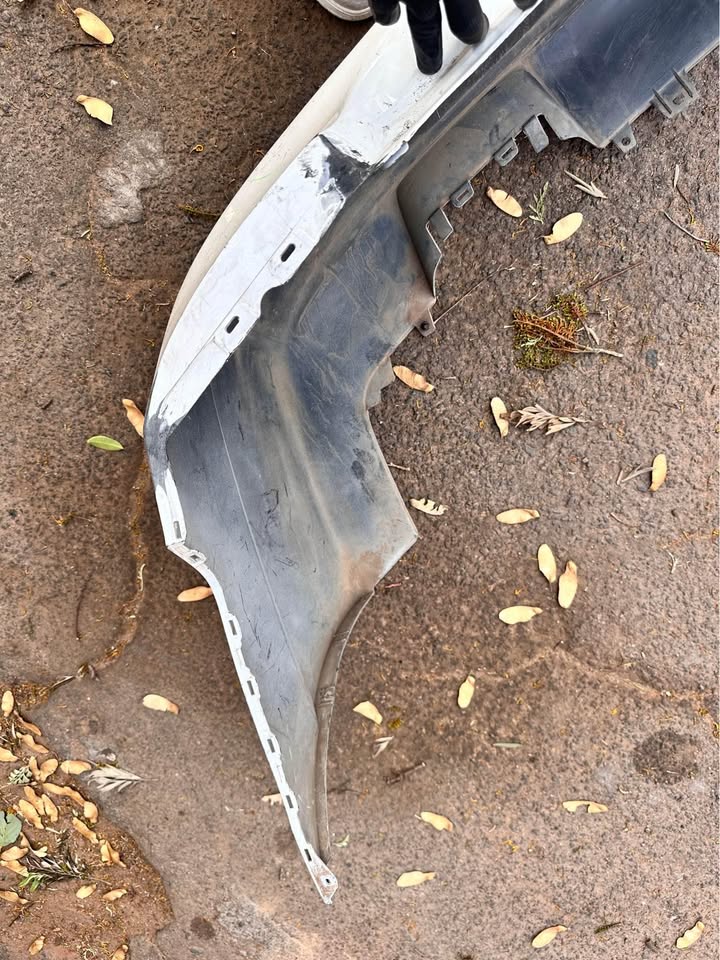HONDA CIVIC VIII SEDAN REAR BUMPER - Private Seller HONDA CIVIC VIII SEDAN REAR BUMPER - Private Seller