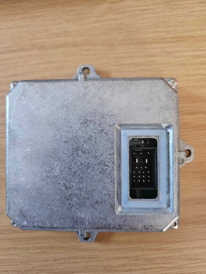 Golf 5, BMW E46 Xenon Headlight Ballast - Private Seller Golf 5, BMW E46 Xenon Headlight Ballast - Private Seller
