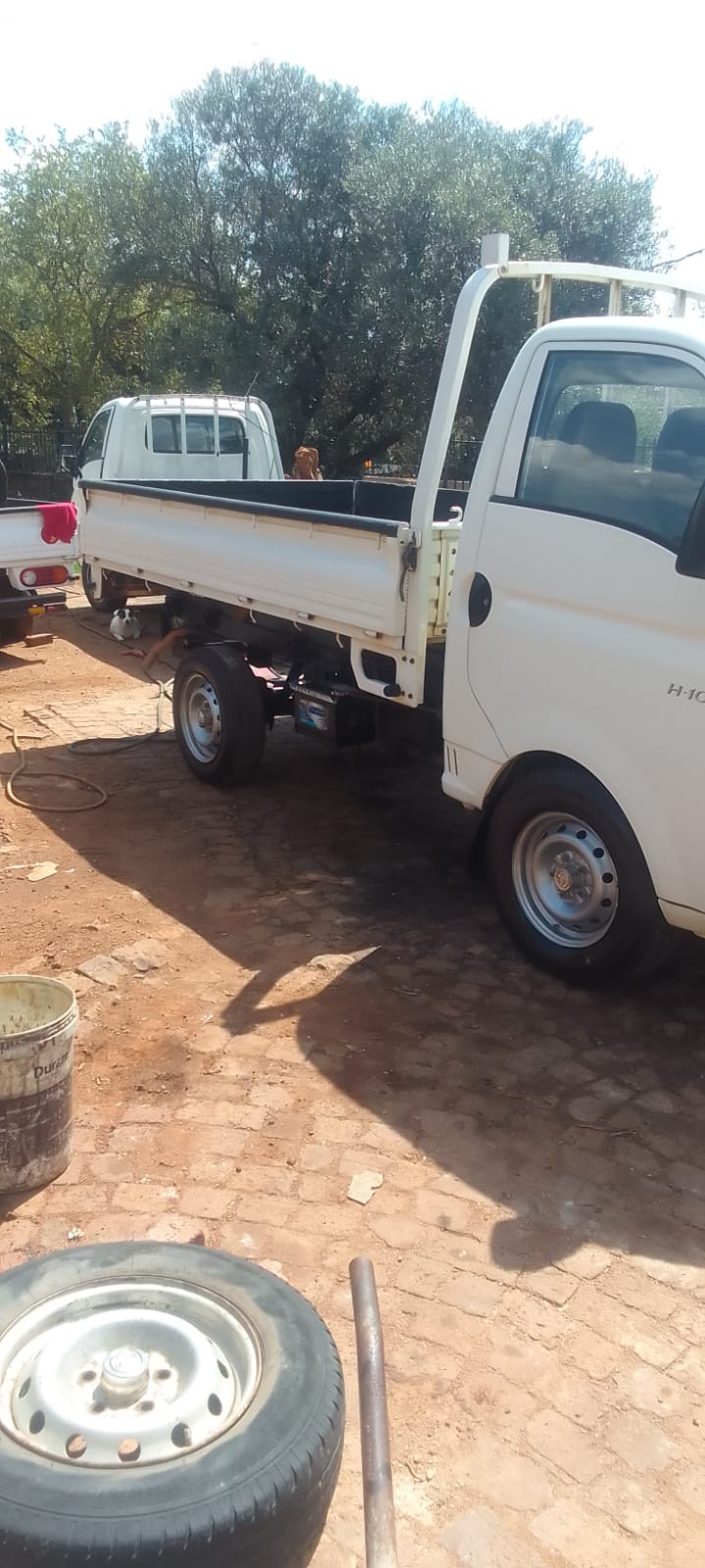 Used 2009 Hyundai H-100 Bakkie 2.6D tipper - Private Seller Used 2009 Hyundai H-100 Bakkie 2.6D tipper - Private Seller
