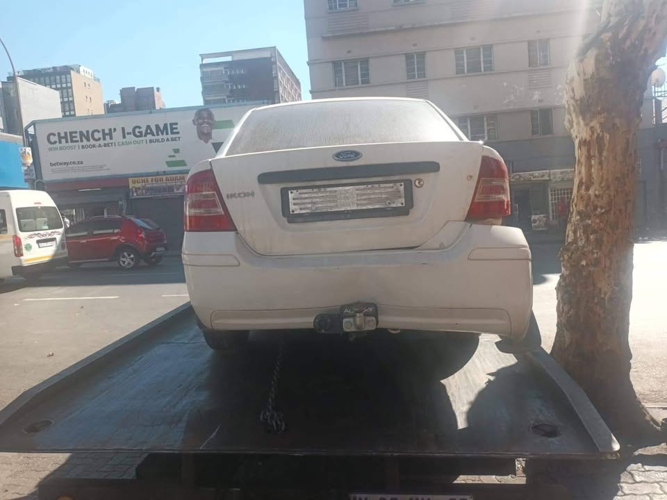 2013 Ford ikon 2013 parts available - Private Seller