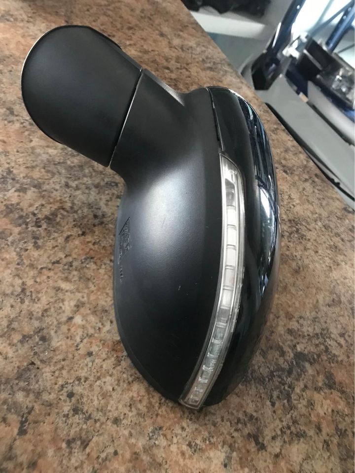 2014 Kia Rio side mirror - Private Seller
