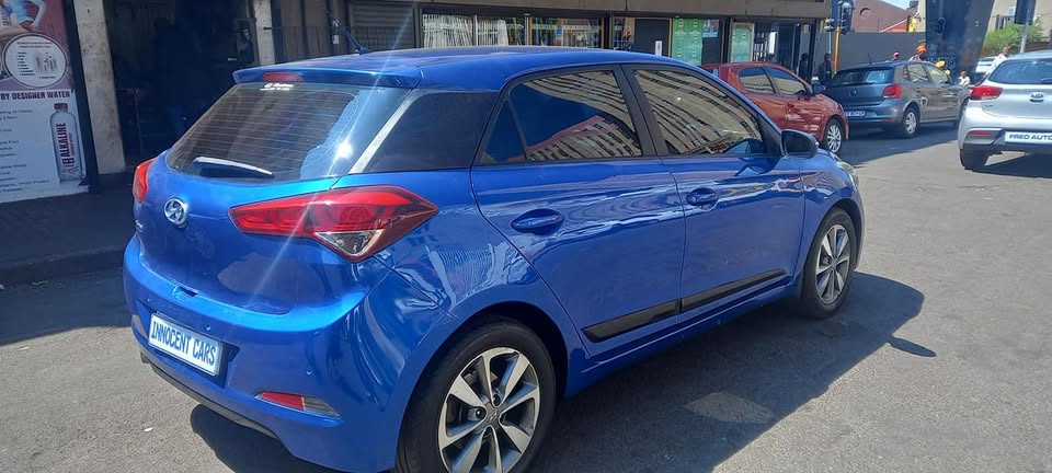 2016 HYUNDAI i20 1.4 AUTOMATIC, PETROL, BLUE COLOUR,  MILEAGE 75000KM