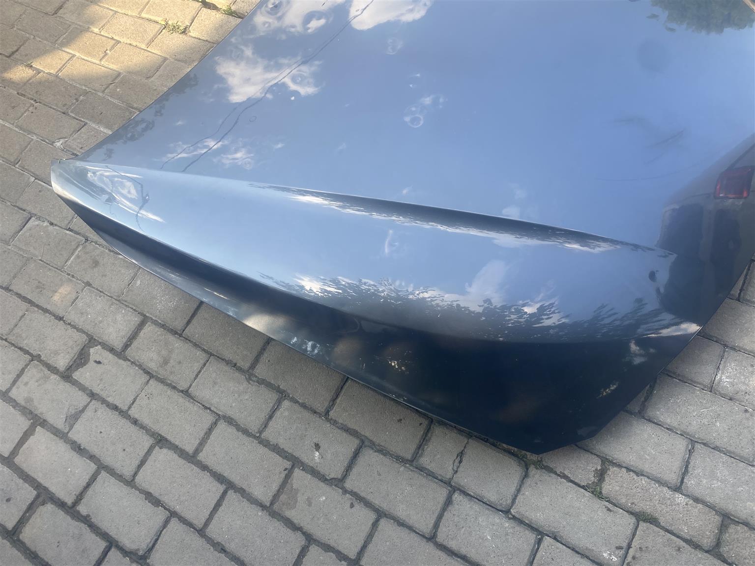 2017 BMW F30 BONNET FOR SALE. IN PRISTINE CONDITION