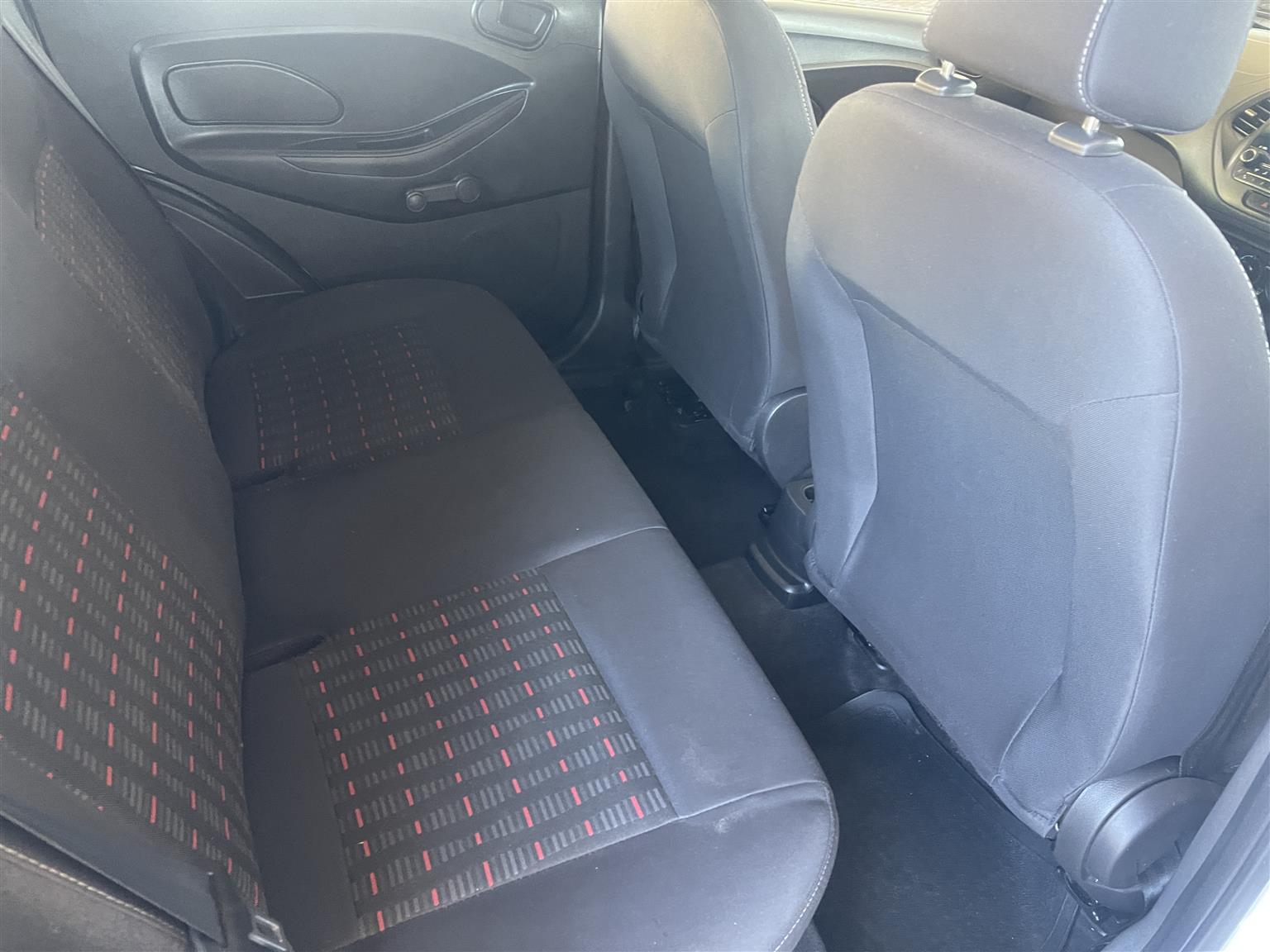 FORD  FIGO 1.5TIVCT AMBIENTE 5 DR