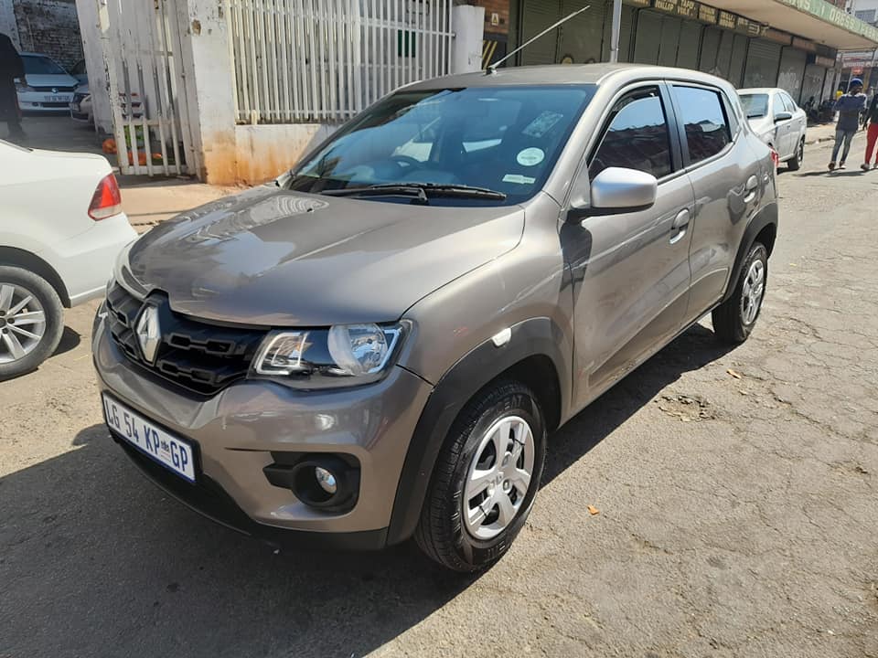2019 RENAULT KWID 1.0 13000KM AVAILABLE CONTACT LEON ON