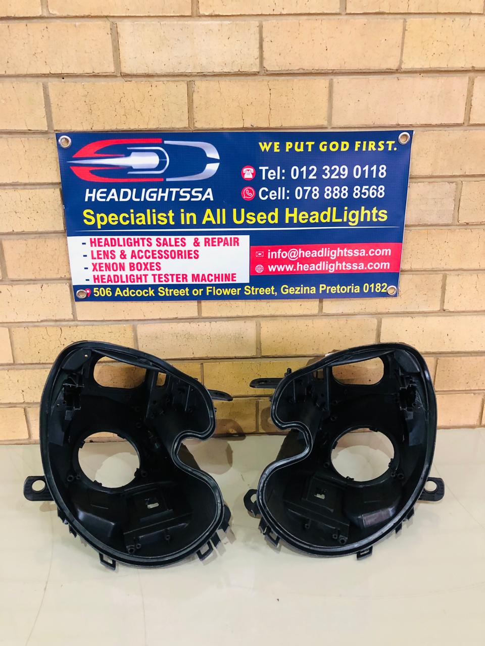 Mini Cooper R60 countryman left and right side headlight replacement housing - Private Seller Mini Cooper R60 countryman left and right side headlight replacement housing - Private Seller