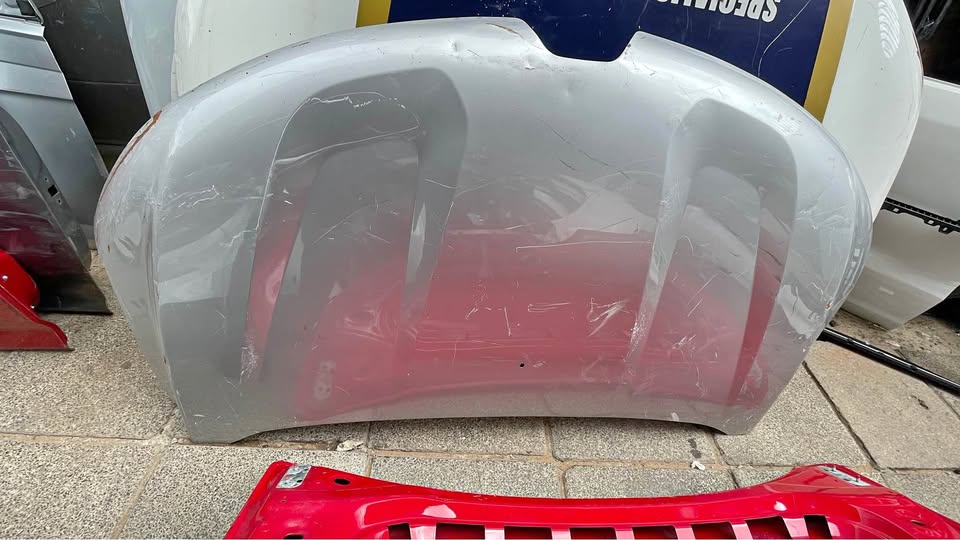 Renault Kiger bonnet - Private Seller Renault Kiger bonnet - Private Seller