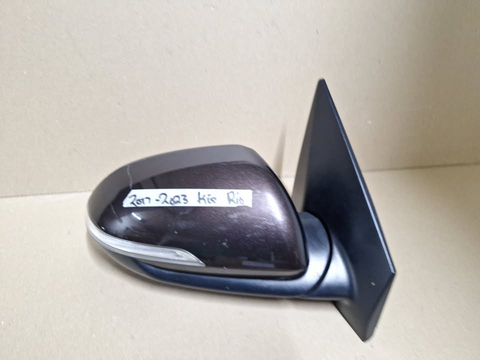 Kia Rio RHS Electric Mirror (2017 - 2023) - Private Seller
