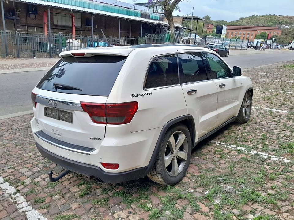 2012 Jeep Grand Cherokee 3.0 WK2 body spares available. - Private Seller 2012 Jeep Grand Cherokee 3.0 WK2 body spares available. - Private Seller