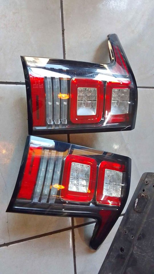RANGE ROVER EVOQUE TAILLIGHTS - Private Seller RANGE ROVER EVOQUE TAILLIGHTS - Private Seller