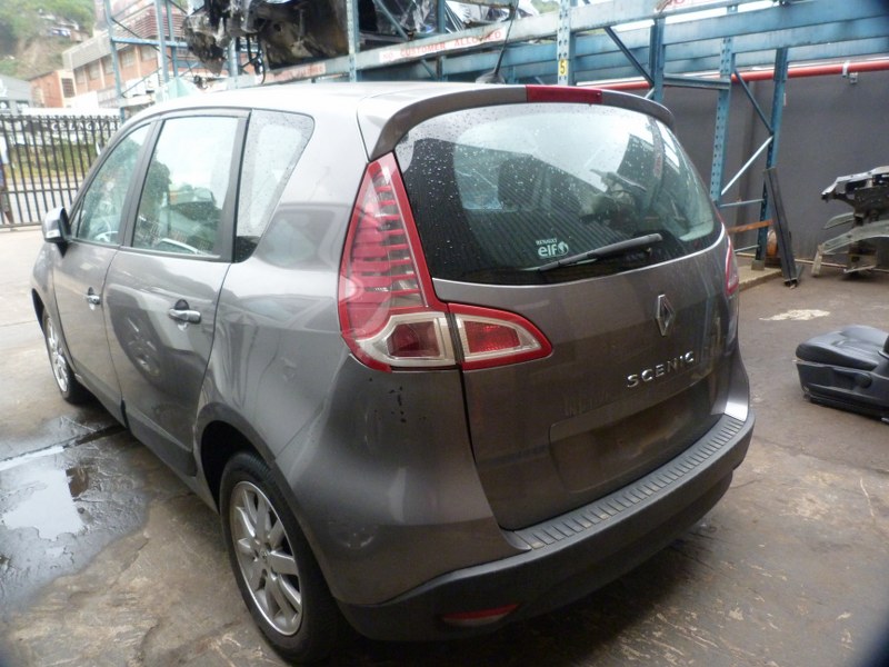 Renault Scenic III 1.6 Expression Manual Brown - 2011 STRIPPING FOR SPARES - Private Seller Renault Scenic III 1.6 Expression Manual Brown - 2011 STRIPPING FOR SPARES - Private Seller