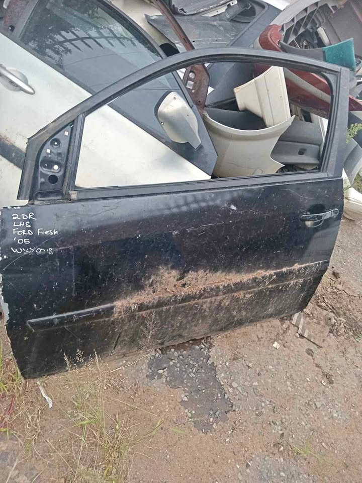 Ford Fiesta LHS 2Door 05-