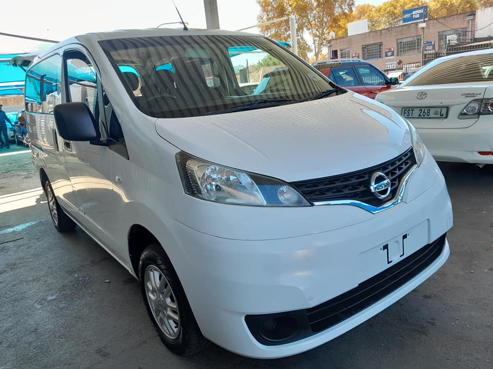 2018 NISSAN NV200 1.5 7SEATER MANUAL
