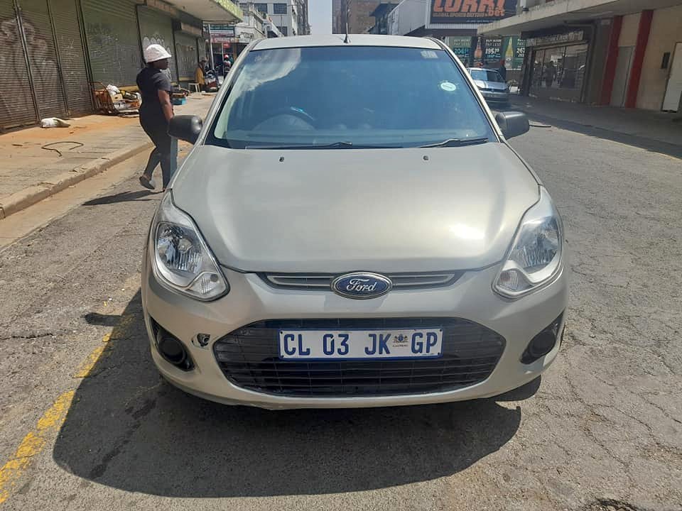 2013 FORD FIGO 1.4TREND EXCELLENT CONDITION 89000KM AVAILABLE