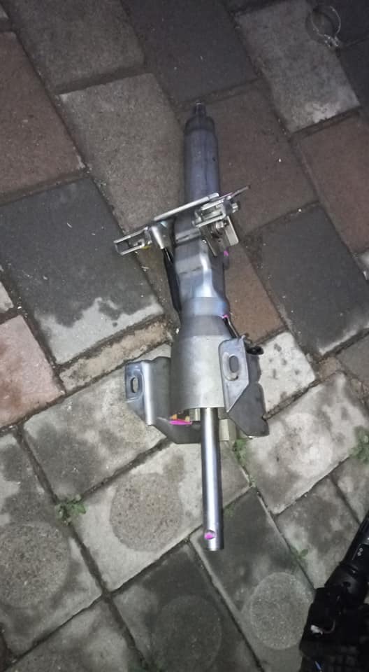 Ford ranger steering shaft - Private Seller Ford ranger steering shaft - Private Seller