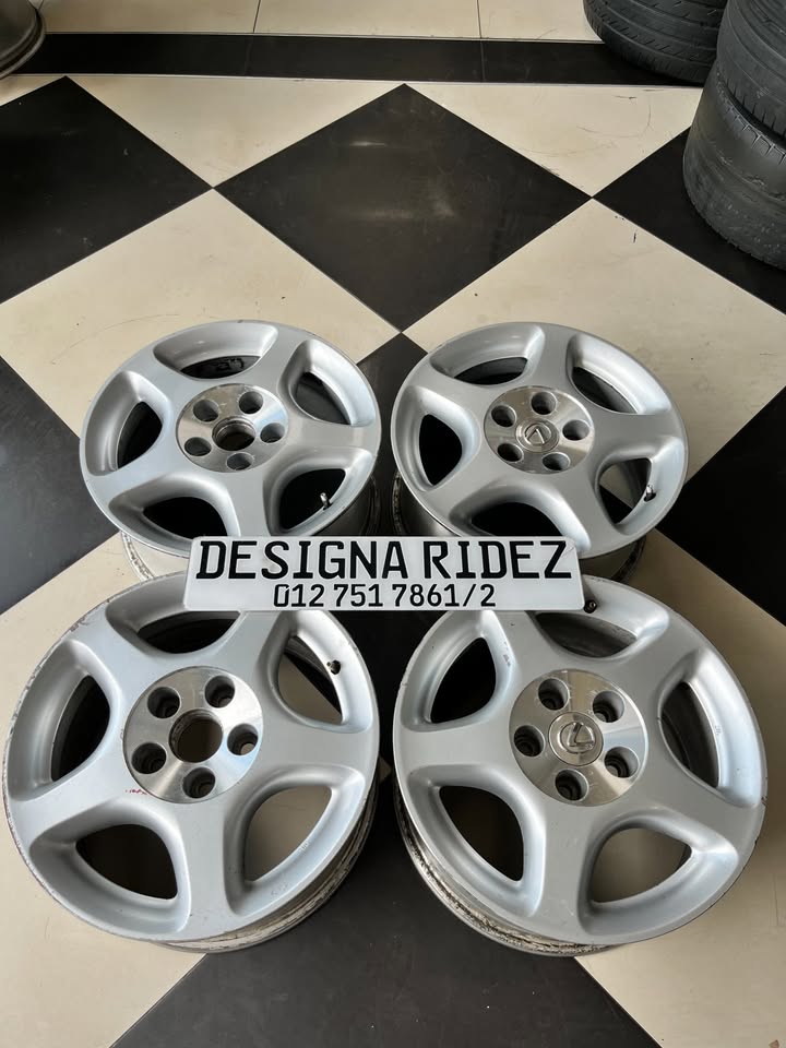 OEM LEXUS GS300 16-INCH STYLE WHEEL AVAILABLE. - Private Seller OEM LEXUS GS300 16-INCH STYLE WHEEL AVAILABLE. - Private Seller