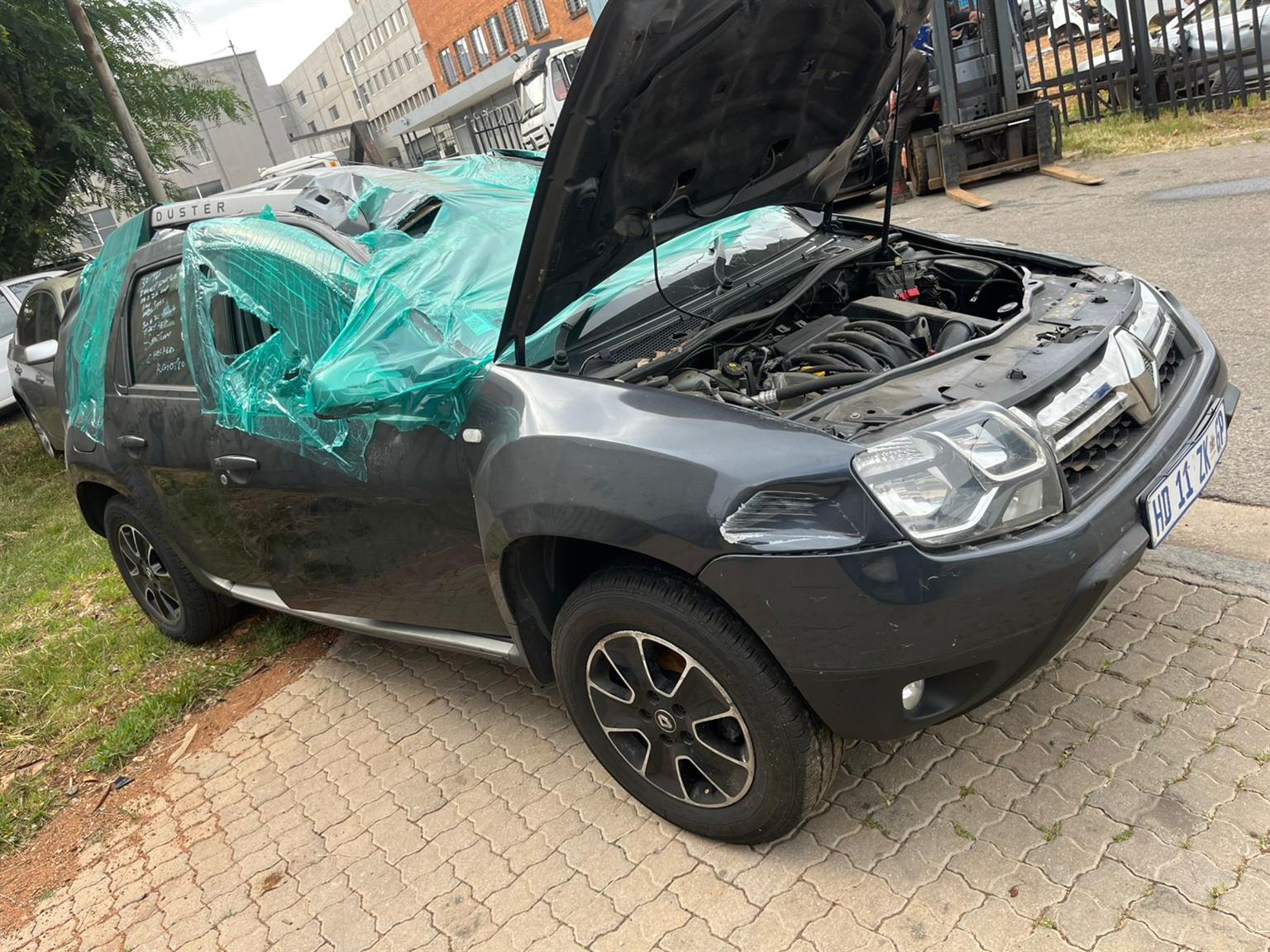 Renault Duster 1.6lt 16 Valve K4M Stripping for spares - Private Seller Renault Duster 1.6lt 16 Valve K4M Stripping for spares - Private Seller