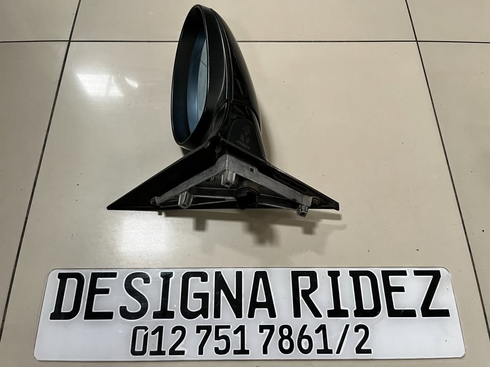 BMW E87 1-SERIES LCI M-SPORT FRONT RIGHT MIRROR AVAILABLE. - Private Seller BMW E87 1-SERIES LCI M-SPORT FRONT RIGHT MIRROR AVAILABLE. - Private Seller
