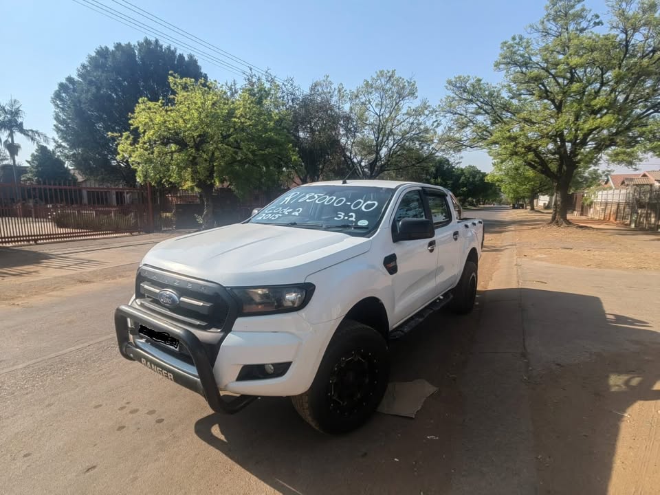 Ford Ranger XLT 3.2 4X4 2012 diesel automatic stripping for spares - Private Seller Ford Ranger XLT 3.2 4X4 2012 diesel automatic stripping for spares - Private Seller