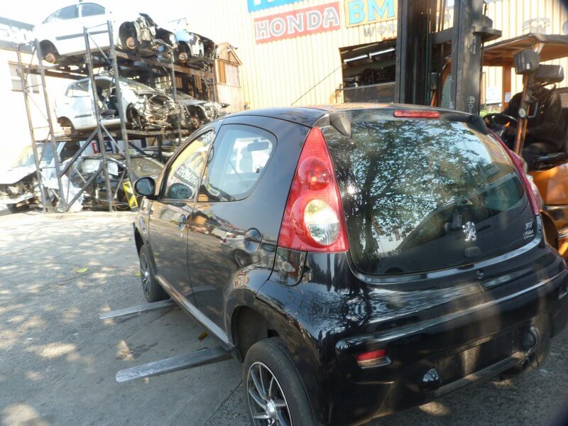 Stripping for parts/ Peugeot 307 - Private Seller Stripping for parts/ Peugeot 307 - Private Seller