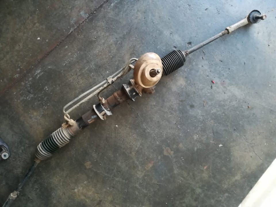 2014-2015 CHEVROLET UTILITY POWER STEERING RACK - Private Seller 2014-2015 CHEVROLET UTILITY POWER STEERING RACK - Private Seller