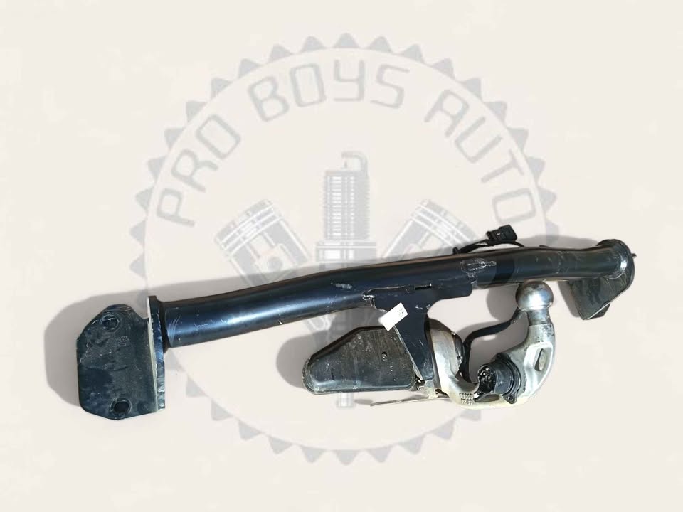 BMW X1 U11 TOW BAR (ELECTRONIC) AVAILABLE FOR SALE - Private Seller