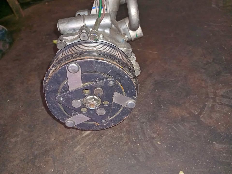 Polo vivo aircon pump new shape Polo vivo aircon pump new shape