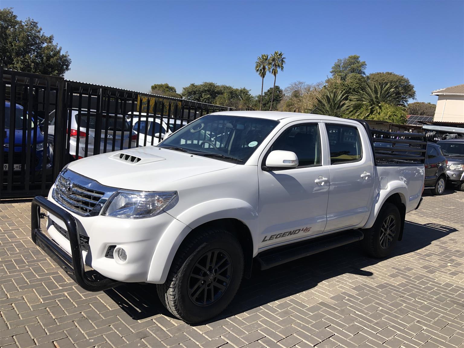 Used 2014 Toyota Hilux 2.5D-4D double cab 4x4 SRX - Private Seller Used 2014 Toyota Hilux 2.5D-4D double cab 4x4 SRX - Private Seller