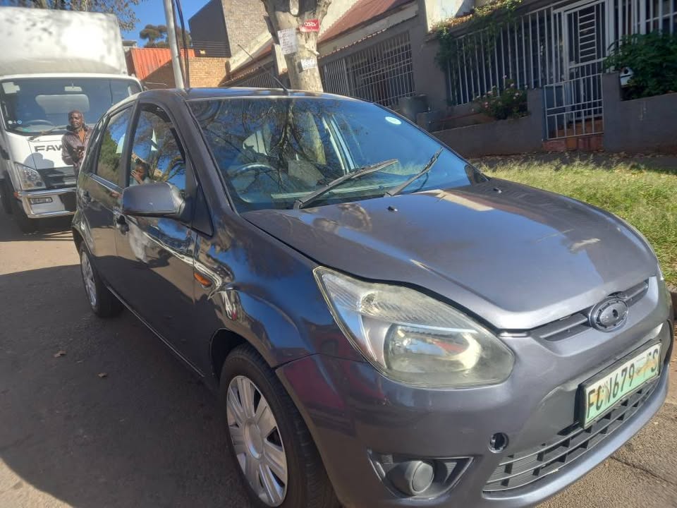 2012 Ford Figo 1.4 Petrol, Manual, Grey, 76000kms. Spare key