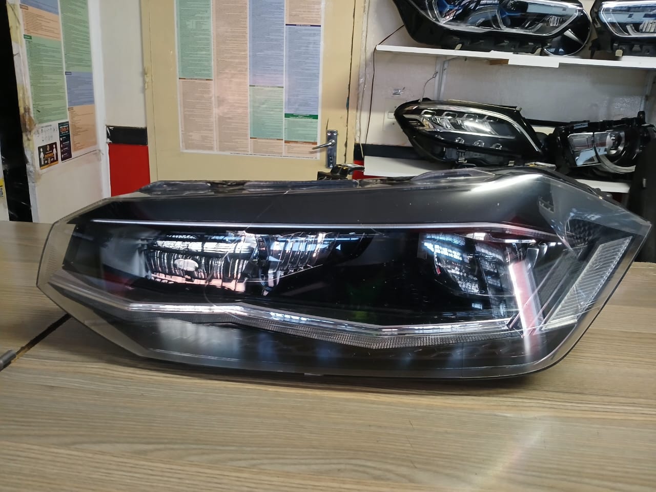 2022 VW POLO 8 R-LINE LED HEADLIGHT LEFT - Private Seller
