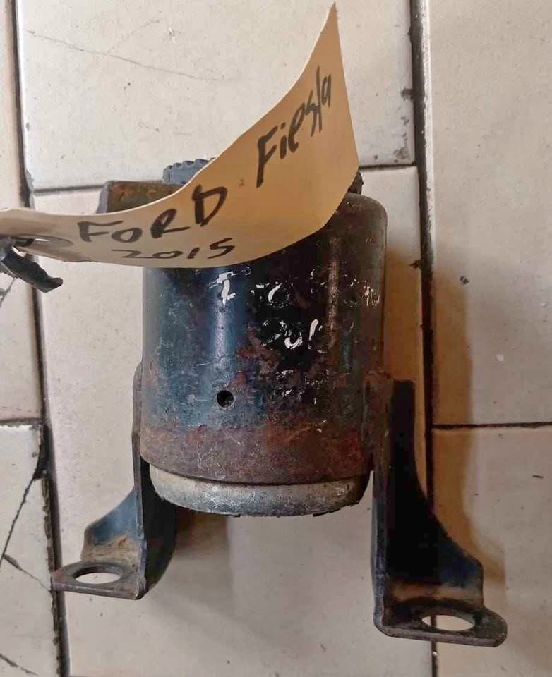 Ford fiesta rhs engine mounting - Private Seller Ford fiesta rhs engine mounting - Private Seller