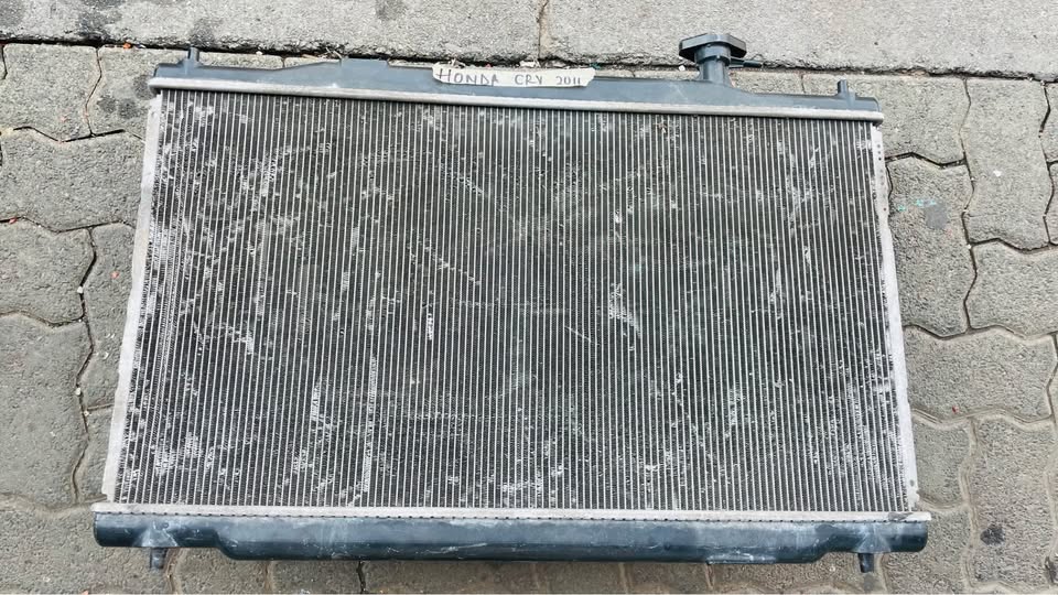 Honda CRV Radiator and Fans - Private Seller Honda CRV Radiator and Fans - Private Seller