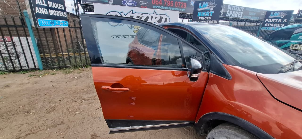 Captur 900T Right Front Door Shell for sale used - Private Seller Captur 900T Right Front Door Shell for sale used - Private Seller