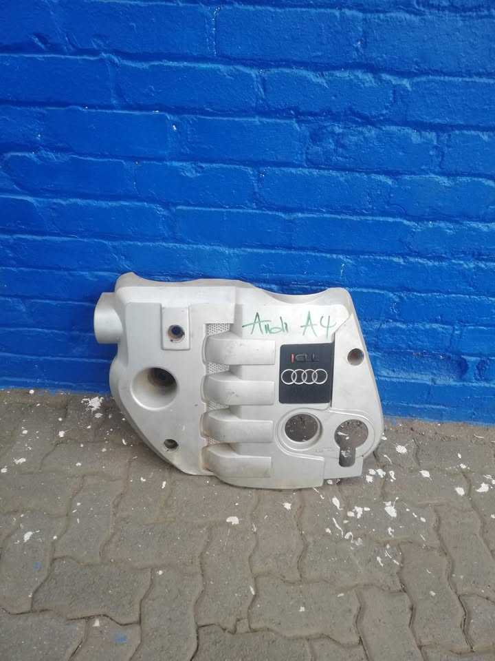 AUDI A4 TAPPET COVER FOR SALE - Private Seller