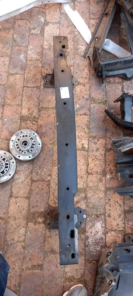 Bmw e88 e82 bumper stiff - Private Seller Bmw e88 e82 bumper stiff - Private Seller