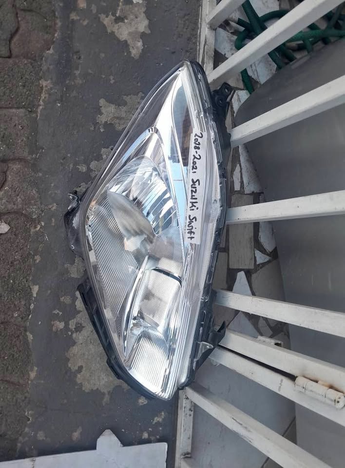 2018-2021 SUZUKI SWIFT AND SUZUKI DESIRE RIGHT SIDE HEADLIGHT FOR SALE